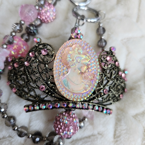 Elegant Pink and Silver Queens Crown Beaded 2 Chain Bag Charm Chain - Picture 8 of 9